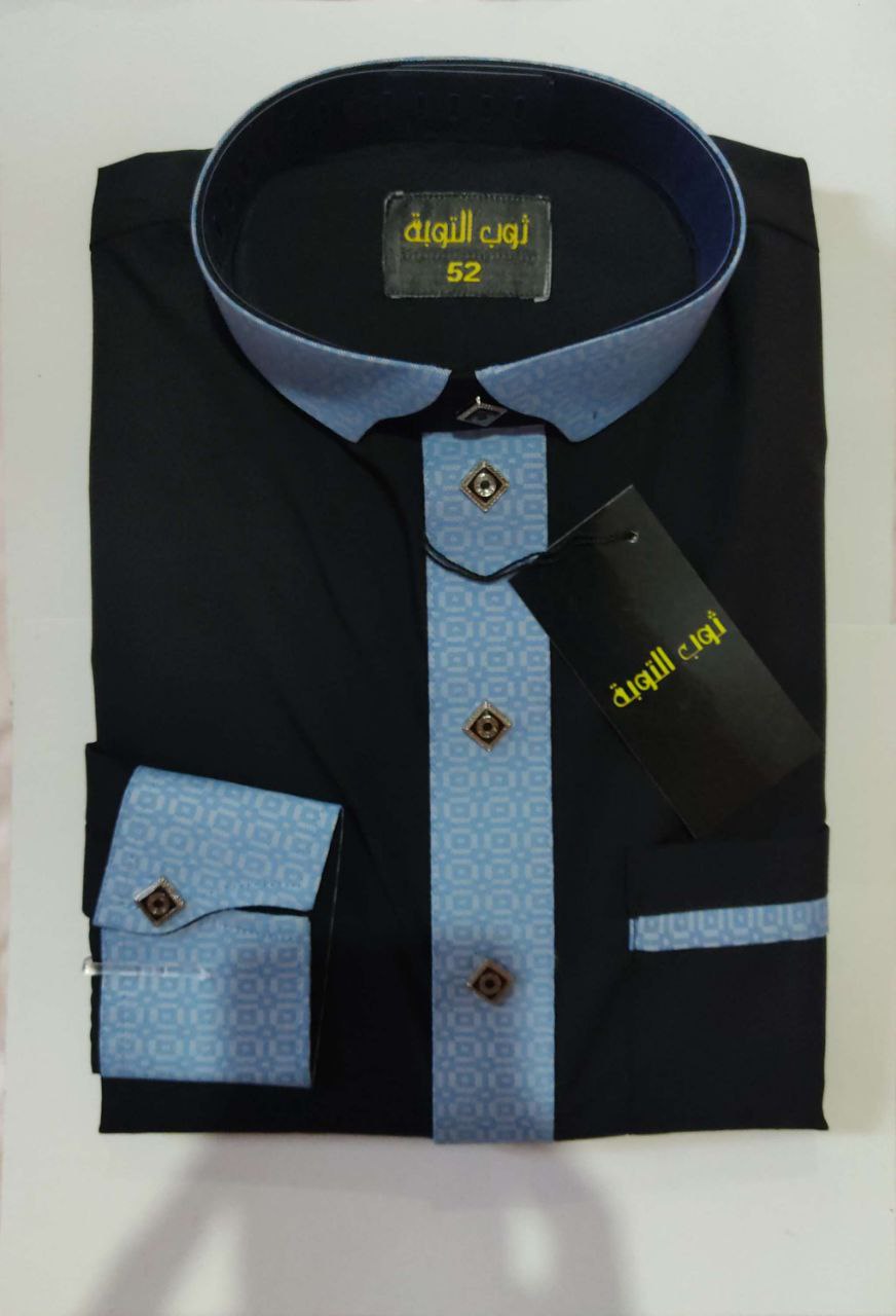 قميص " التوبة" أسود ملكي – لمسة كرافات وموتيف عصري